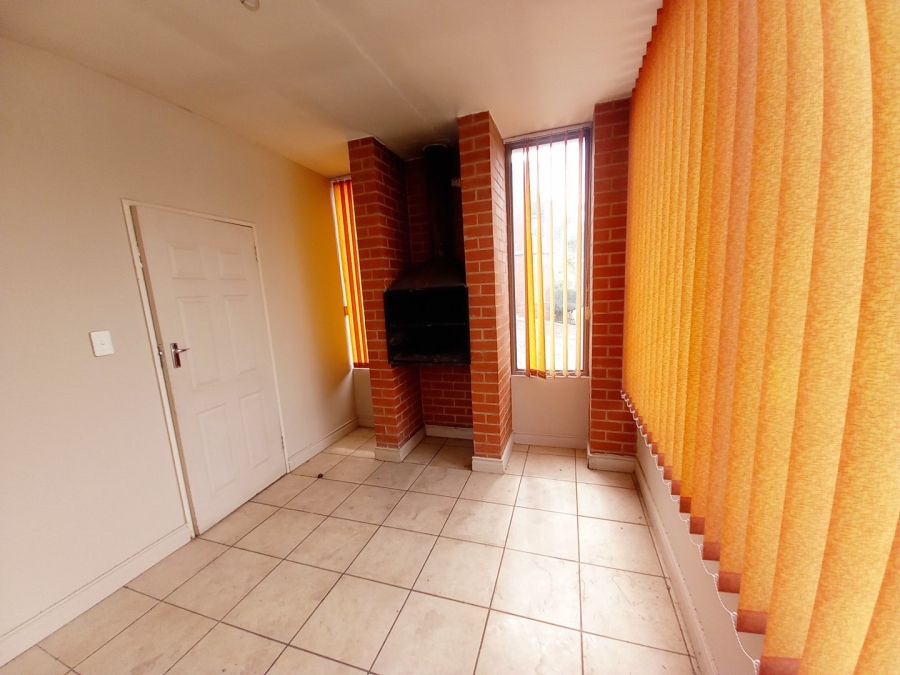 2 Bedroom Property for Sale in Dassie Rand North West